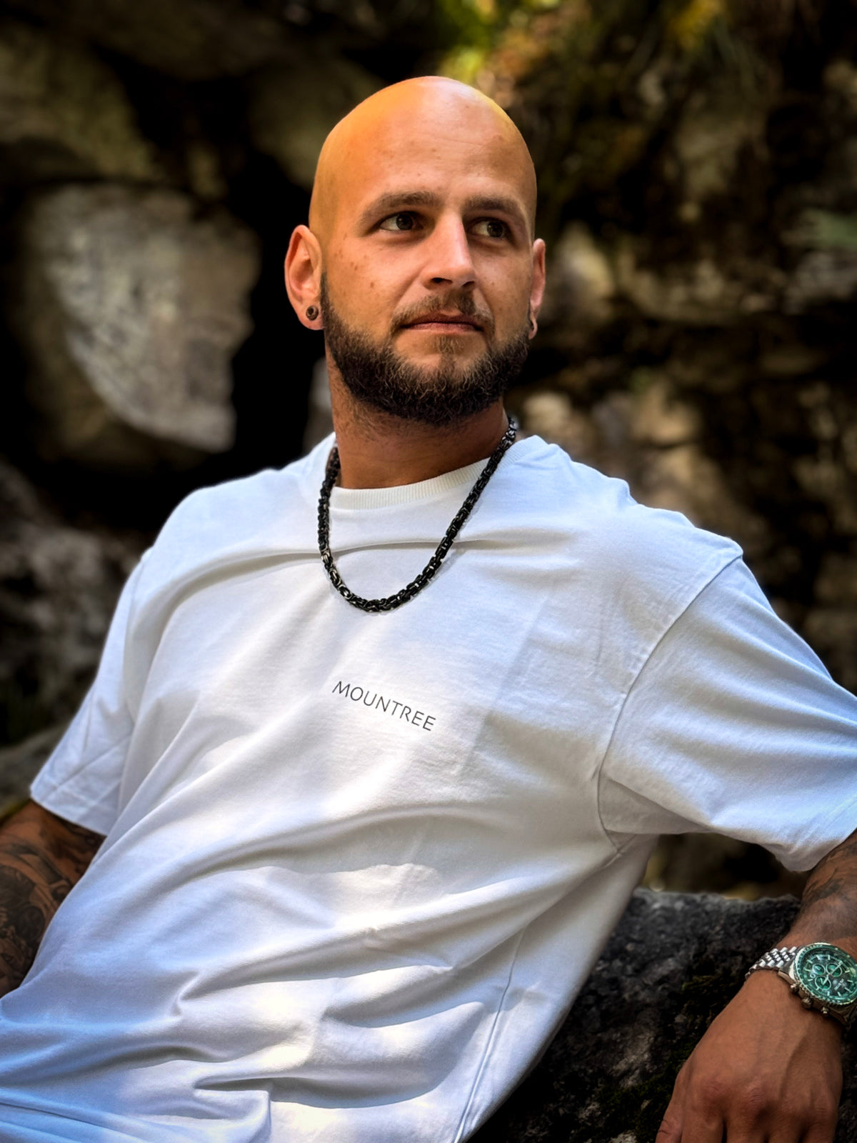 Martin aus der MOUNTREE Crew im Original Logo Tee White